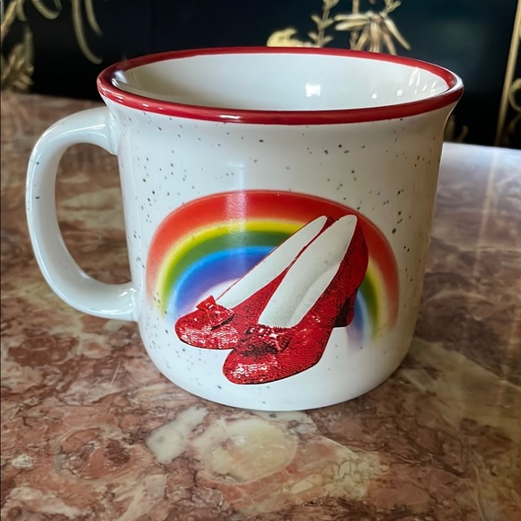 Ruby Slipper Mug - Dorothy and The Wizard of Oz. - Picture 2 of 6